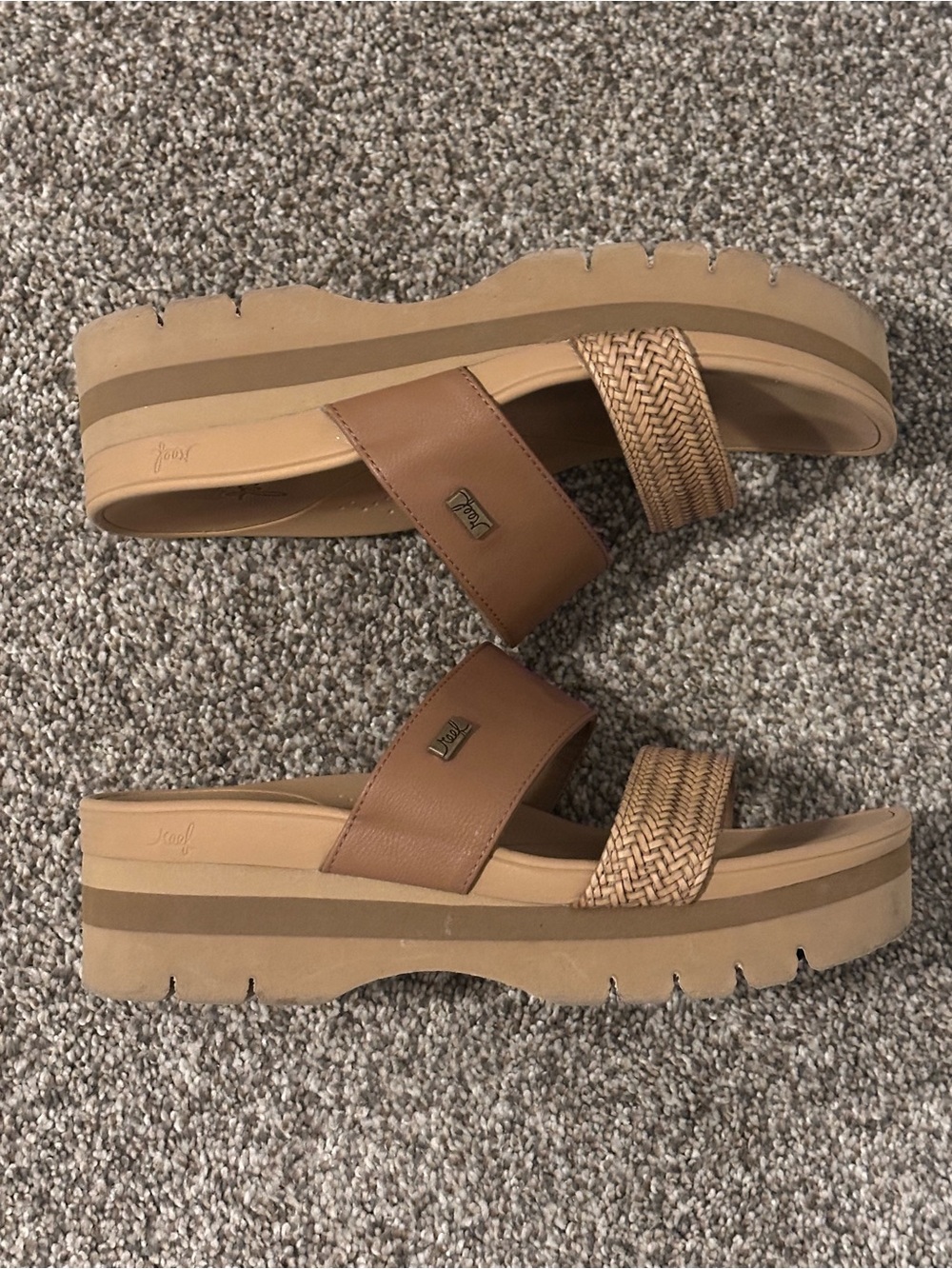 Reef Women’s Brown Woven Platform Slide Sandals - Picture 8 of 13